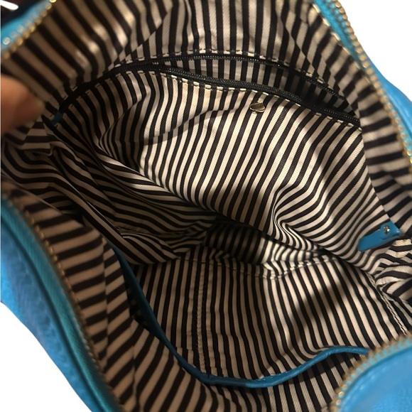 Kate Spade Cobble Hill Finley bag in Jenkins blue - Picture 7 of 12